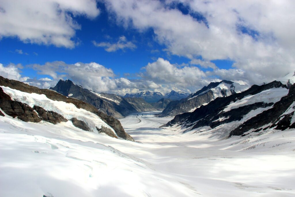 los alpes suizos con belt