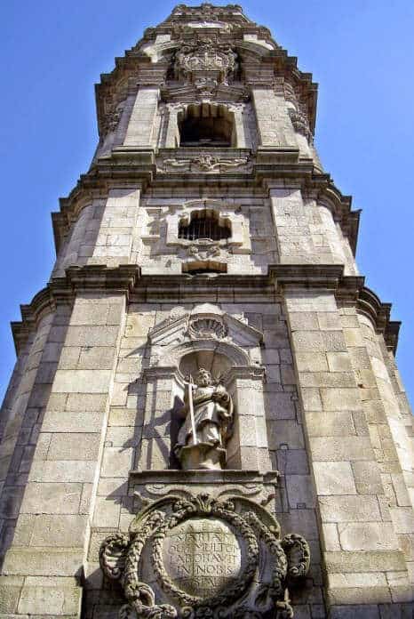 torre dos clerigos oporto